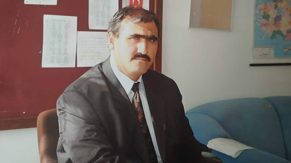 BAHRİ AYGAR - MÜDÜR